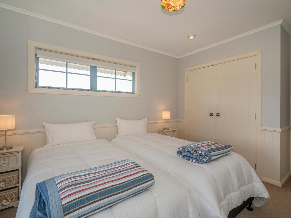 Pipi Dune Villa - Whitianga Holiday Home エクステリア 写真