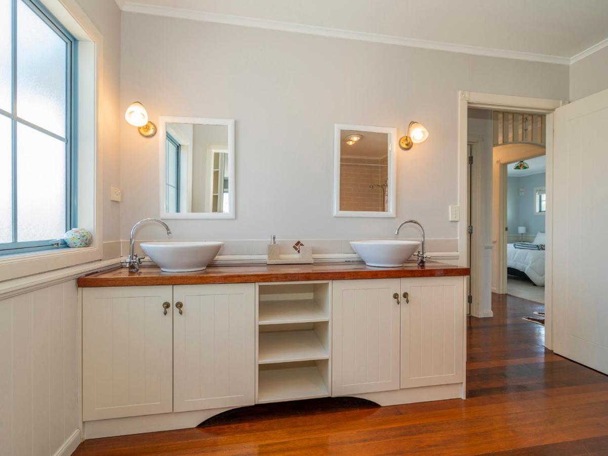 Pipi Dune Villa - Whitianga Holiday Home エクステリア 写真